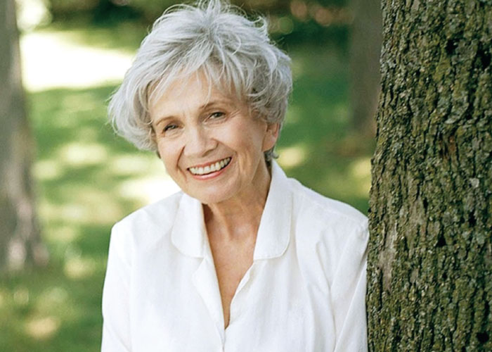 কথা888sport live footballের 888sport live chatশৈলী : অ্যালিস মুনরোর সঙ্গে কথোপকথন