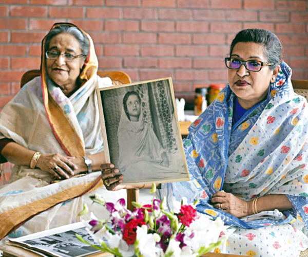 হাসিনা, আ ডটারস টেল