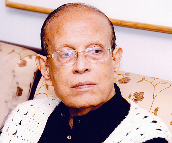 খান সারওয়ার মুরশিদ ও তাঁর মূল্যবোধ