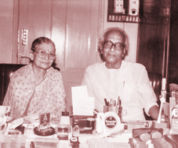 নীলনির্জনে : ছন্দের গদ্য, না গদ্যের ছন্দপ্রাপ্তি