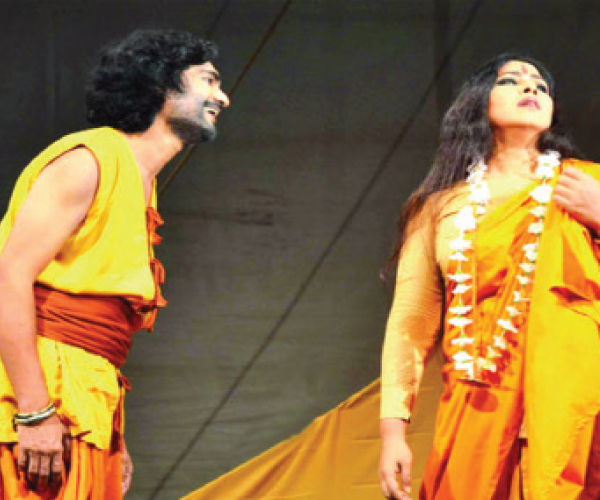 ব্রাত্য আমি মন্ত্রহীন রোমান্টিকতা, আধুনিকতা ও উত্তরাধুনিকতা