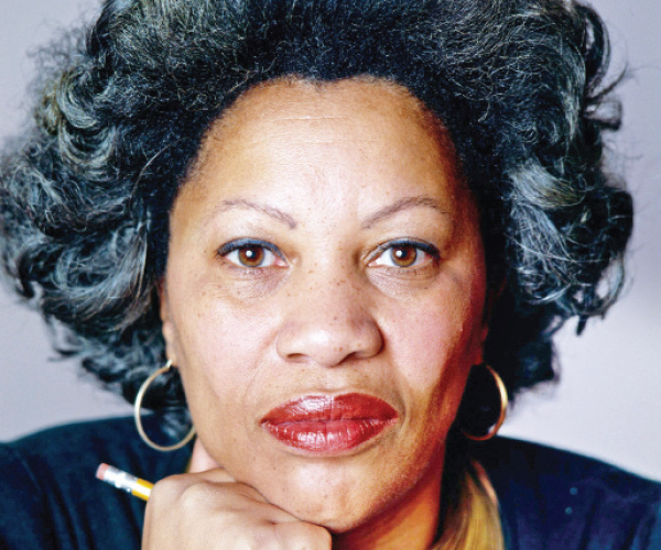 অদৃশ্য কালি : লেখা পাঠ ও পাঠ লেখা১  টনি মরিসন