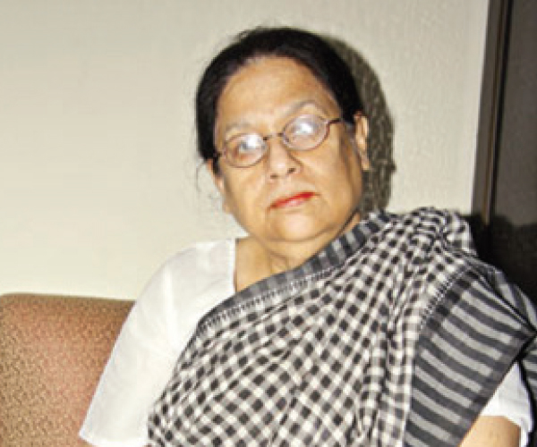 দেশের সব ক্ষেত্রেই এখন গভীরতাহীন চমক দেখা যায় রিজিয়া রহমান