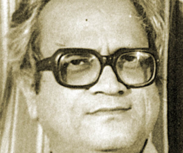 আখতারুজ্জামান ইলয়িাস বেঁচে থাকবনে একটি 888sport alternative link দিয়েই