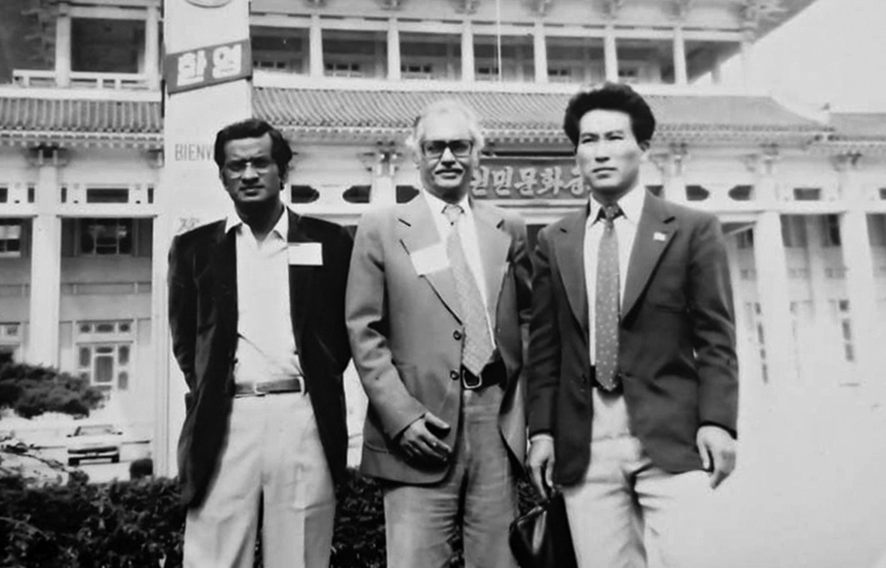 বহুমাত্রিক তৎপরতায় তার পরিচয়