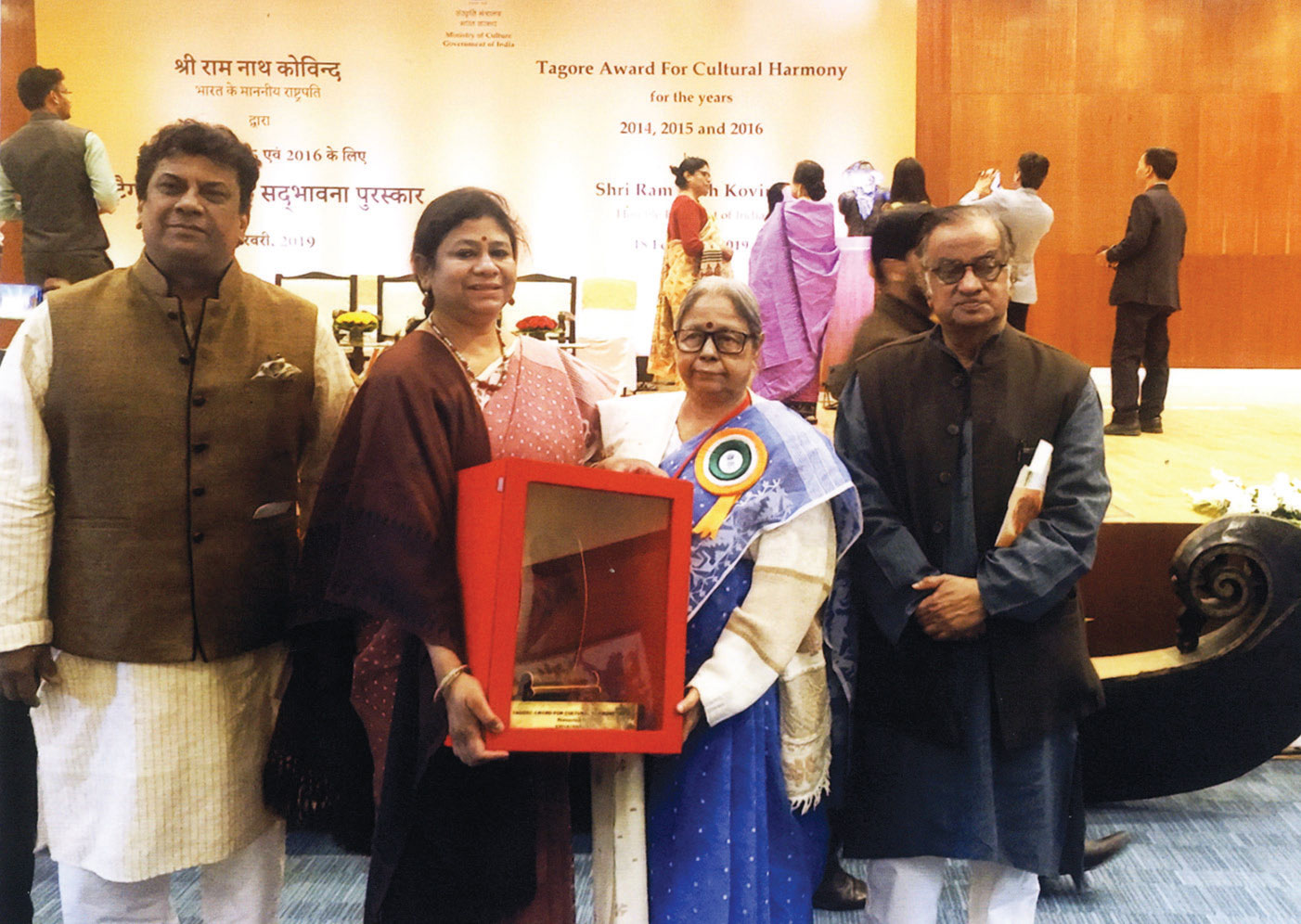 নীরব-সরব মানুষটি