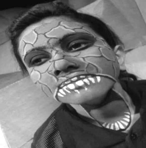 সাঈদ আহমদের নাটক তৃষ্ণায় রূপসজ্জা ও পোশাক-পরিকল্পনায় অভিনব মুক্তি