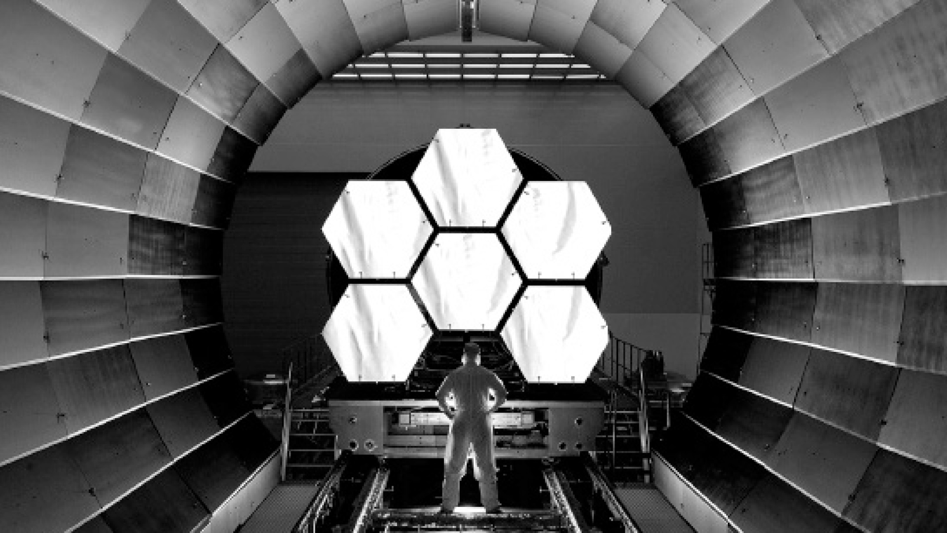 জেমস ওয়েব স্পেস টেলিস্কোপ বিলিয়ন ডলার মিররে ইউনিভার্সের সন্ধান