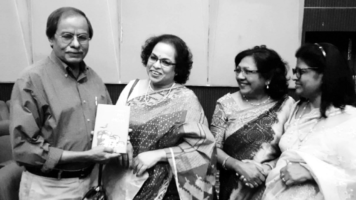 কাচভাঙা রাতদিনের মর্সিয়া